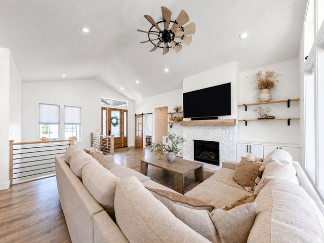 186 E 3900 N, North Ogden, UT 84414