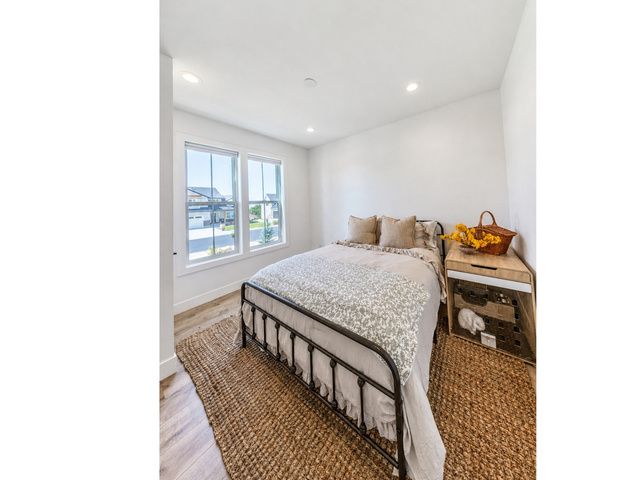 186 E 3900 N, North Ogden, UT 84414