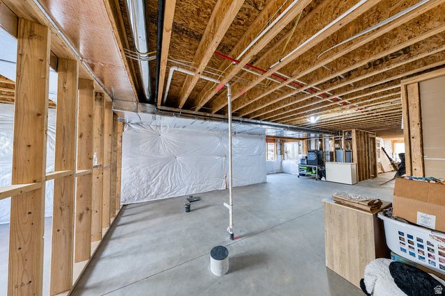 186 E 3900 N, North Ogden, UT 84414