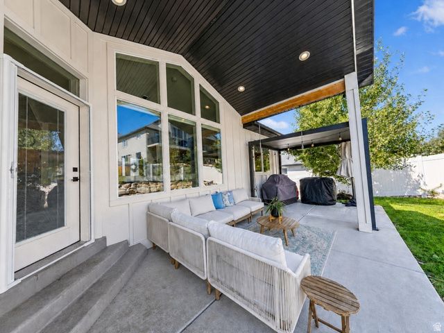 186 E 3900 N, North Ogden, UT 84414