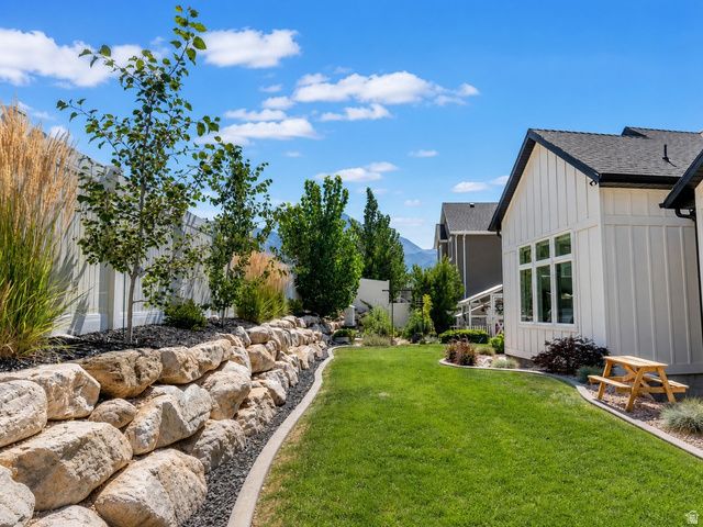 186 E 3900 N, North Ogden, UT 84414