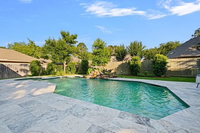6010 Rapid Creek Court, Kingwood, TX 77345