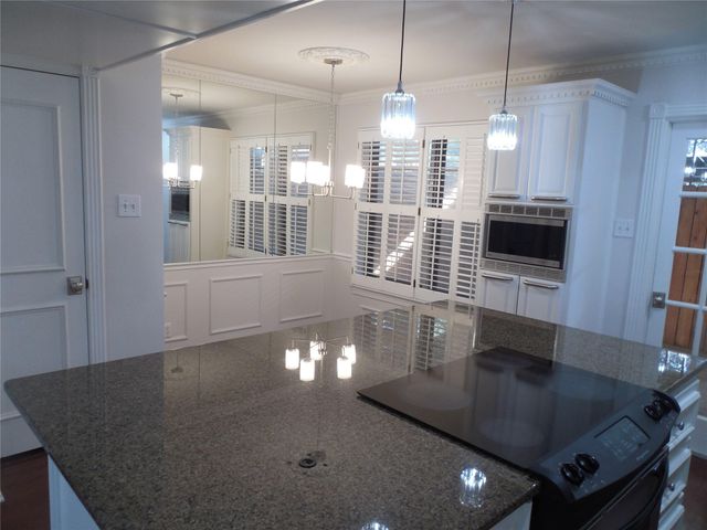 3501 Greystone DR 3501, Austin, TX 78731