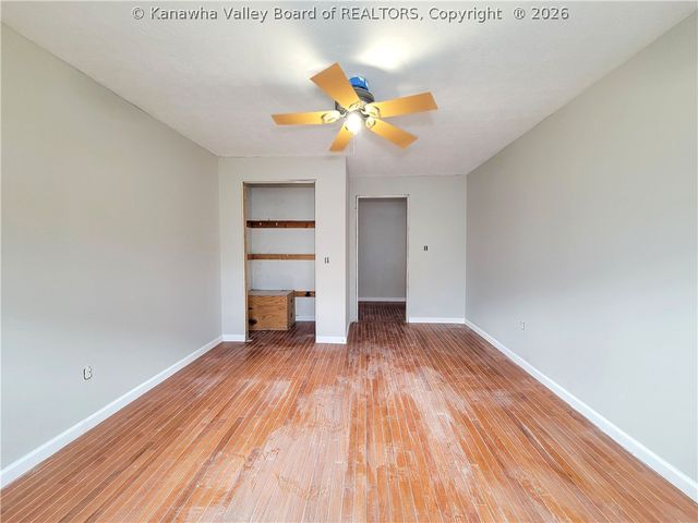 502 William Street, Cedar Grove, WV 25039