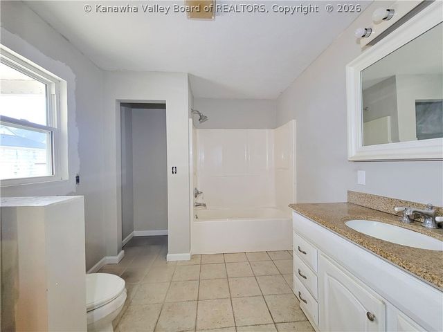 502 William Street, Cedar Grove, WV 25039