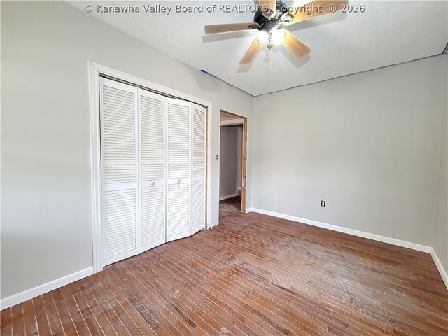 502 William Street, Cedar Grove, WV 25039