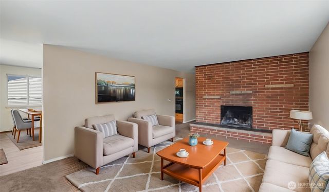 2200 NE 24th Street, Renton, WA 98056