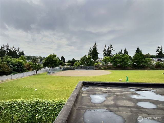 2200 NE 24th Street, Renton, WA 98056