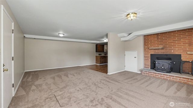 2200 NE 24th Street, Renton, WA 98056