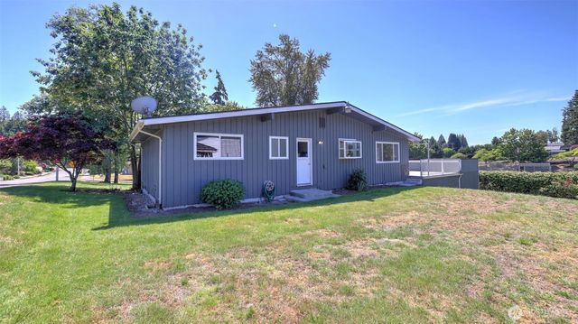 2200 NE 24th Street, Renton, WA 98056