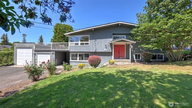 2200 NE 24th Street, Renton, WA 98056