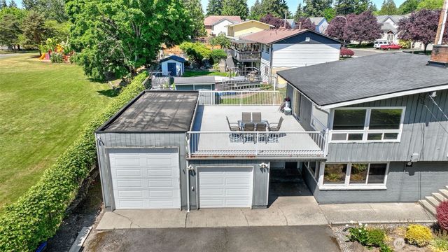 2200 NE 24th Street, Renton, WA 98056