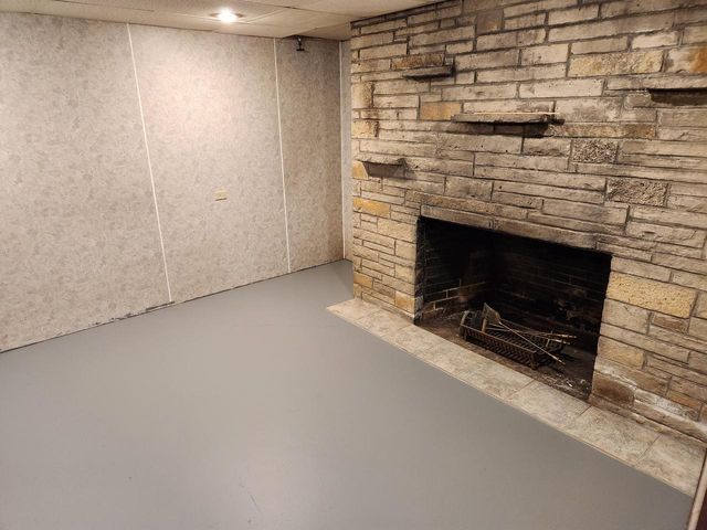 3015 S 35th STREET, Milwaukee, WI 53215