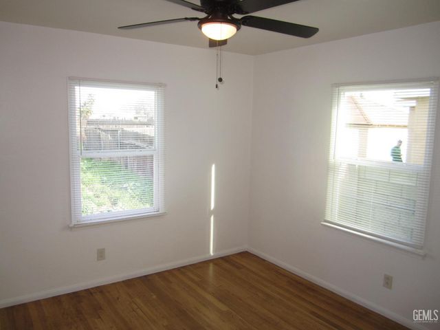 2612 S Chester Avenue, Bakersfield, CA 93304