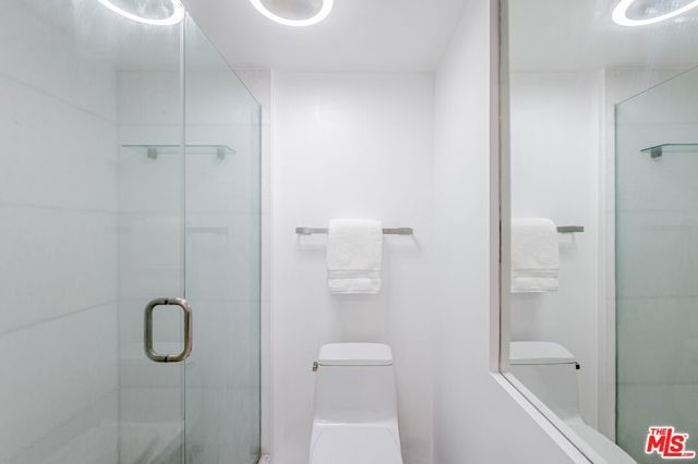 7062 Hawthorn Avenue A2, Los Angeles, CA 90028