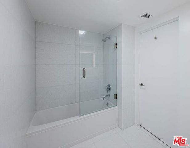 7062 Hawthorn Avenue A2, Los Angeles, CA 90028