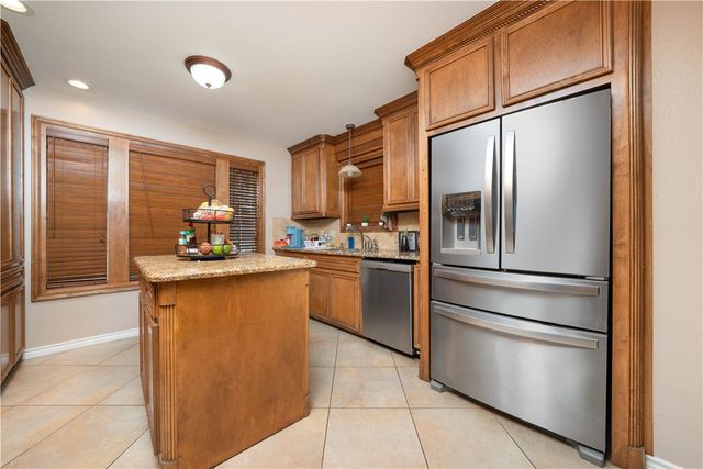 7032 Carmer Circ, Corpus Christi, TX 78413