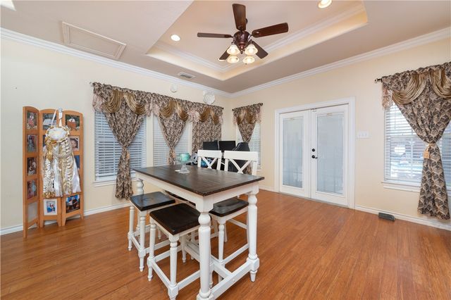 7032 Carmer Circ, Corpus Christi, TX 78413