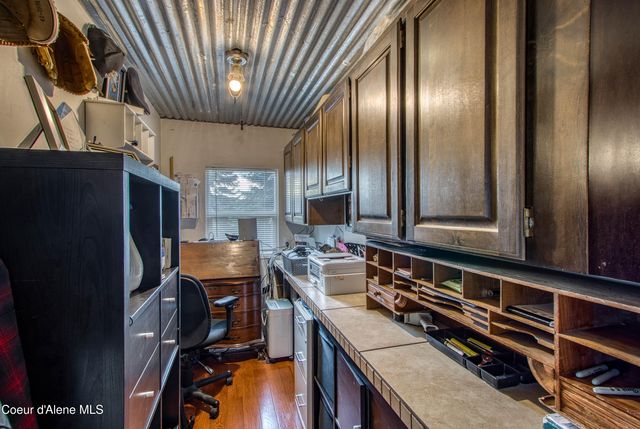 1464 Hulett Hill Dr, Sandpoint, ID 83864