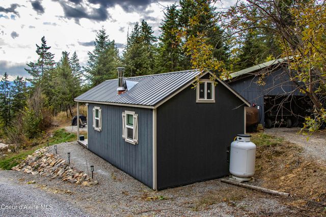 1464 Hulett Hill Dr, Sandpoint, ID 83864