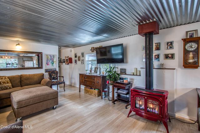1464 Hulett Hill Dr, Sandpoint, ID 83864
