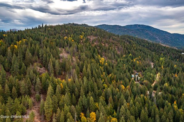 1464 Hulett Hill Dr, Sandpoint, ID 83864