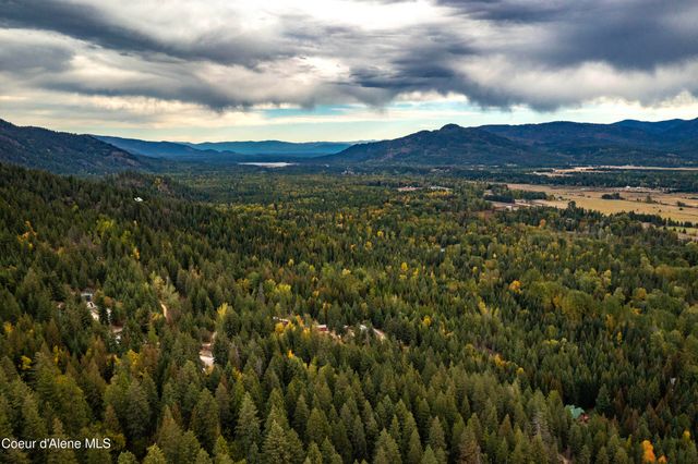 1464 Hulett Hill Dr, Sandpoint, ID 83864