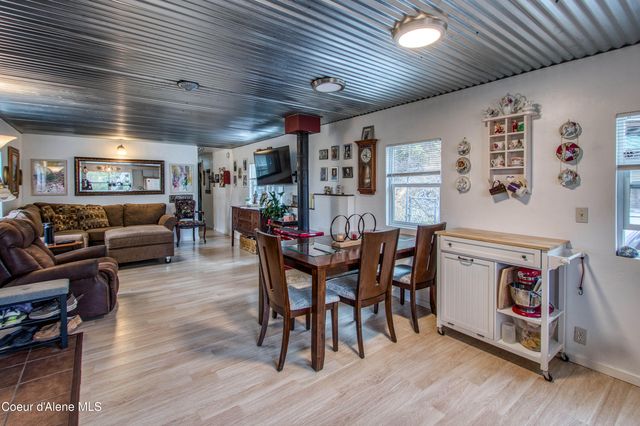 1464 Hulett Hill Dr, Sandpoint, ID 83864