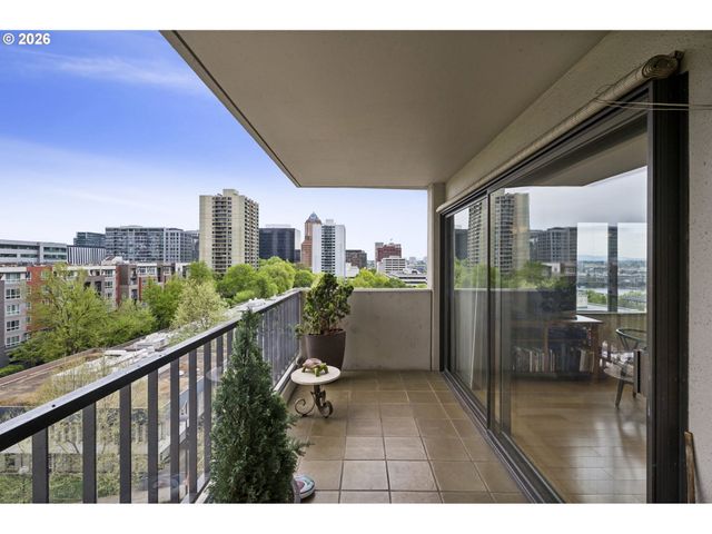 2211 Sw 1ST Ave 802, Portland, OR 97201