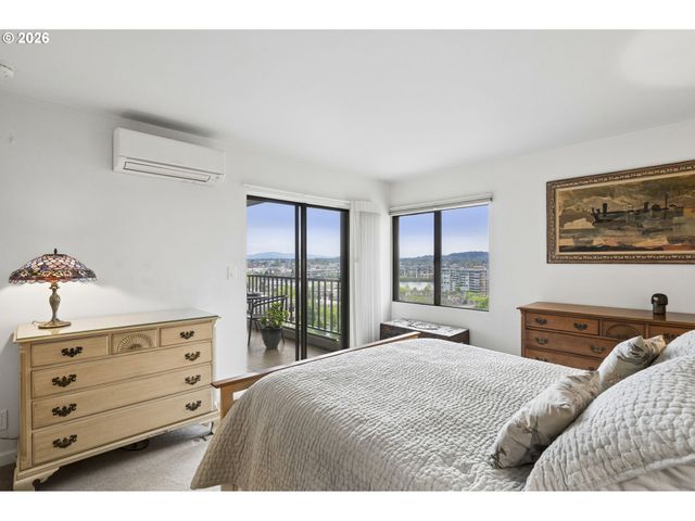 2211 Sw 1ST Ave 802, Portland, OR 97201