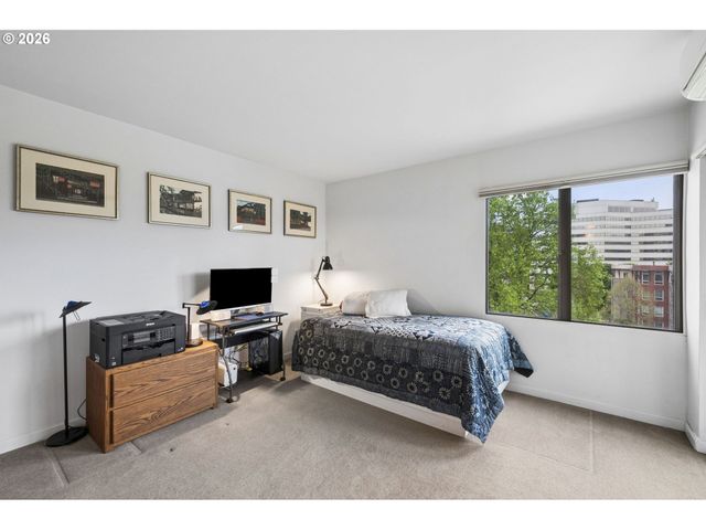 2211 Sw 1ST Ave 802, Portland, OR 97201