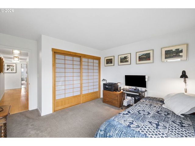 2211 Sw 1ST Ave 802, Portland, OR 97201