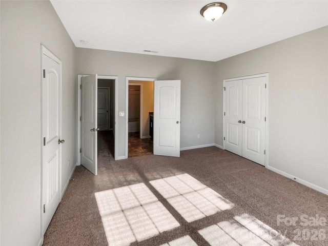 9428 Carneros Creek Road, Charlotte, NC 28214