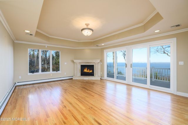 4 Hillside Road, Atlantic Highlands, NJ 07716