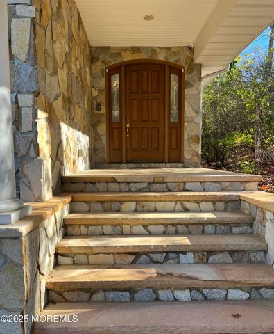 4 Hillside Road, Atlantic Highlands, NJ 07716