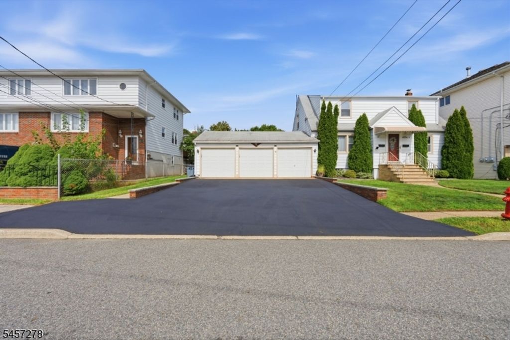 120 Campbell Ave, Clifton City, NJ 07013 — photo 2