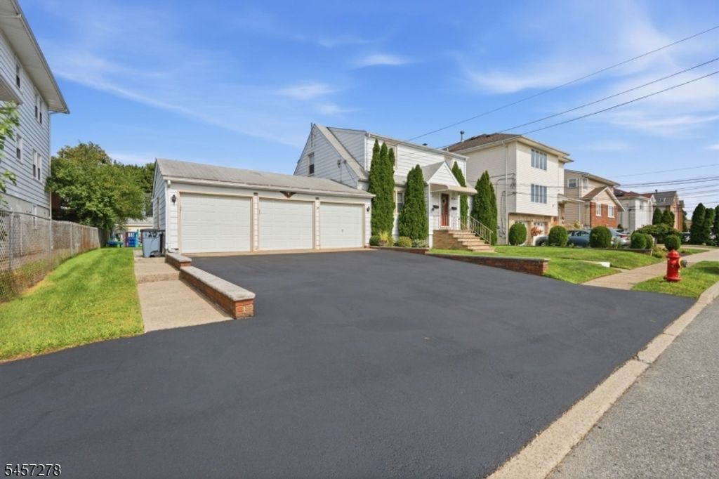 120 Campbell Ave, Clifton City, NJ 07013 — photo 3