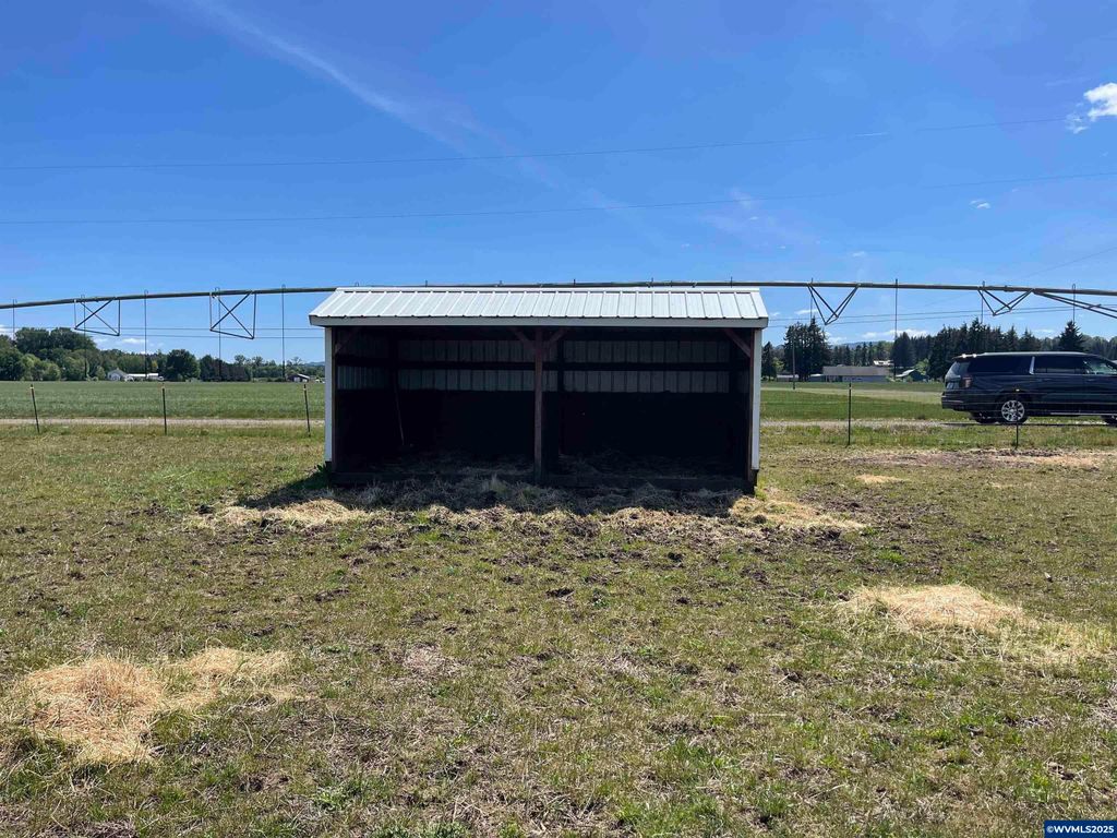 Image 20 of property listing at 24291 SW Rogers Rd, Sheridan, OR 97378