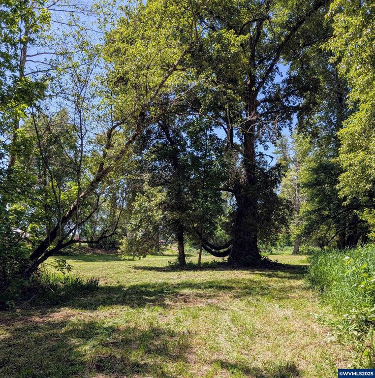 Image 35 of property listing at 24291 SW Rogers Rd, Sheridan, OR 97378