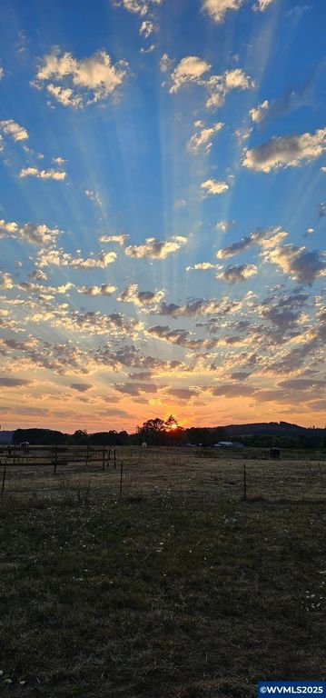 Image 44 of property listing at 24291 SW Rogers Rd, Sheridan, OR 97378