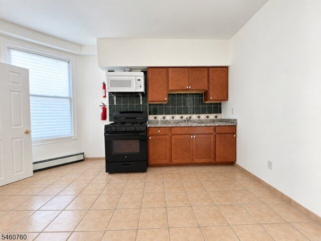 653 4th Ave, Elizabeth City, NJ 07202