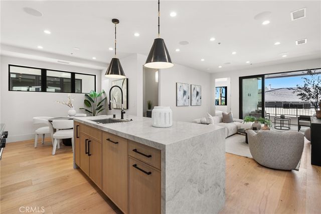 305 .5 Fernleaf, Corona Del Mar, CA 92625