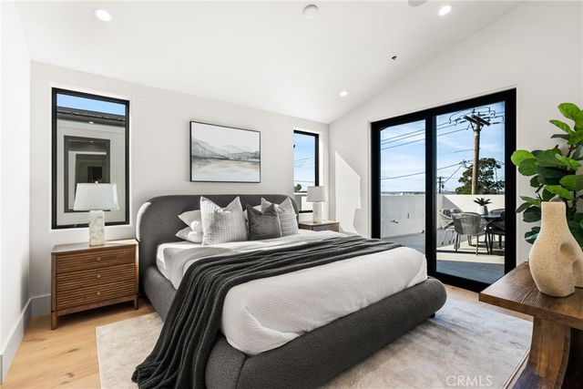 305 .5 Fernleaf, Corona Del Mar, CA 92625