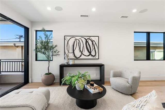 305 .5 Fernleaf, Corona Del Mar, CA 92625