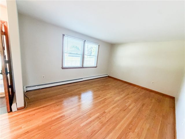 133 Grove Ave Extension, Auburn, NY 13021