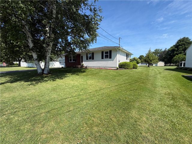 133 Grove Ave Extension, Auburn, NY 13021
