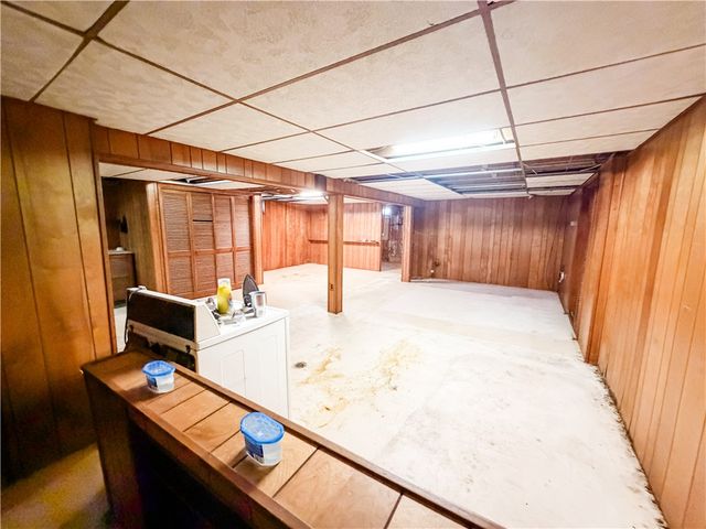 133 Grove Ave Extension, Auburn, NY 13021