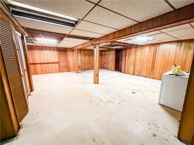 133 Grove Ave Extension, Auburn, NY 13021