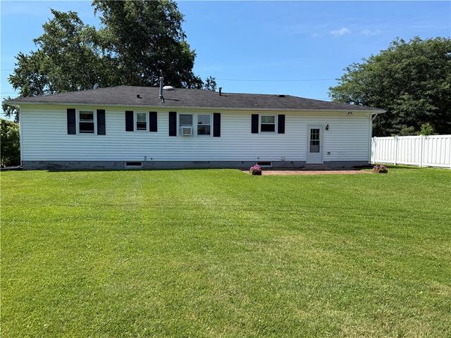 133 Grove Ave Extension, Auburn, NY 13021