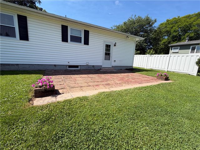 133 Grove Ave Extension, Auburn, NY 13021